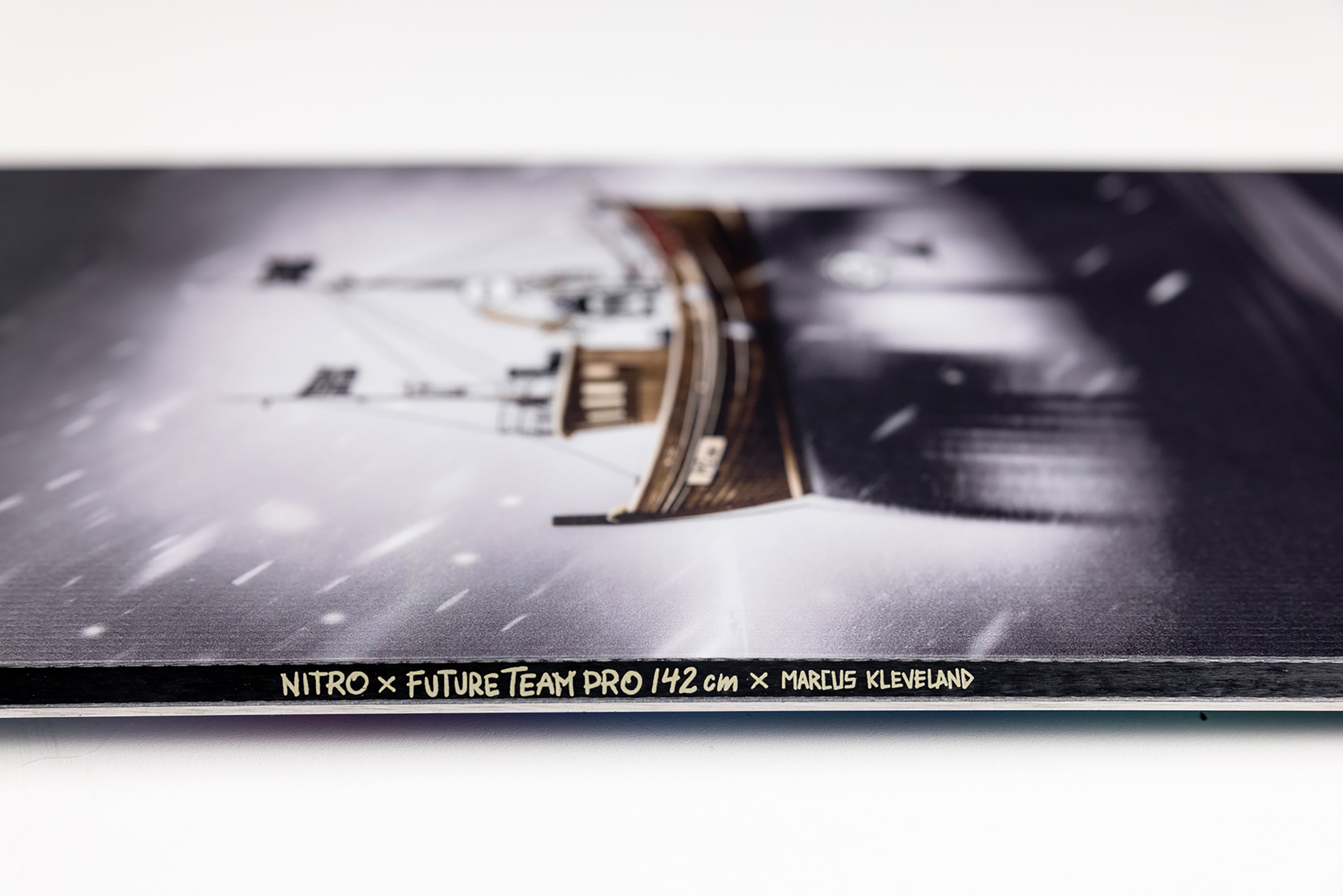 nitro-snowboards-future-team-pro-mk-youth-snowboard-2 image 7