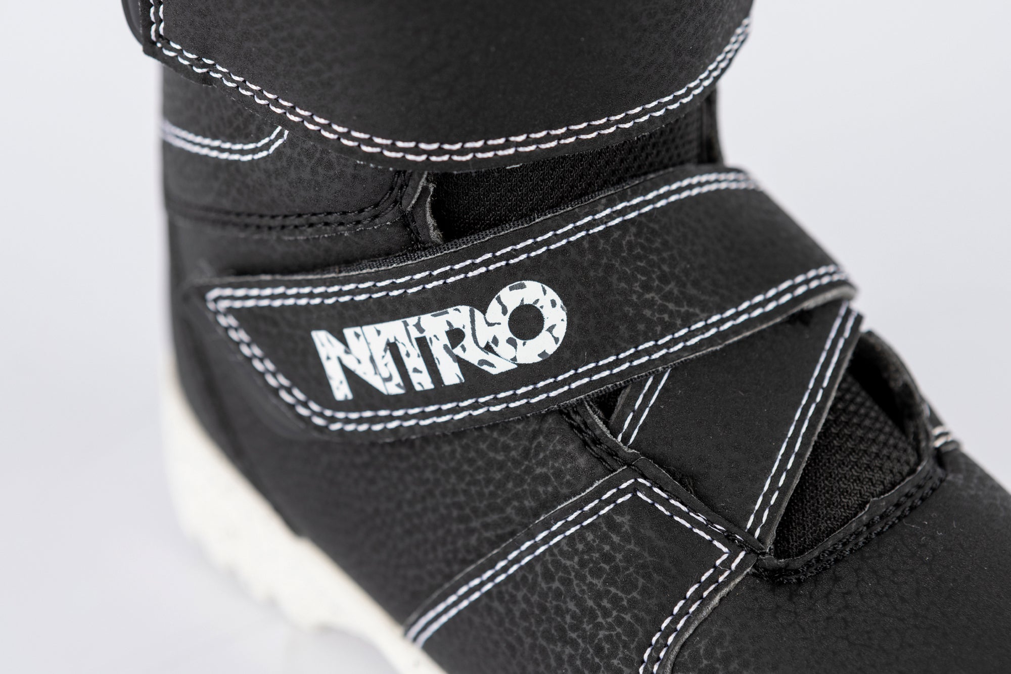 nitro-snowboards-rover-kids-snowboardboot image 5
