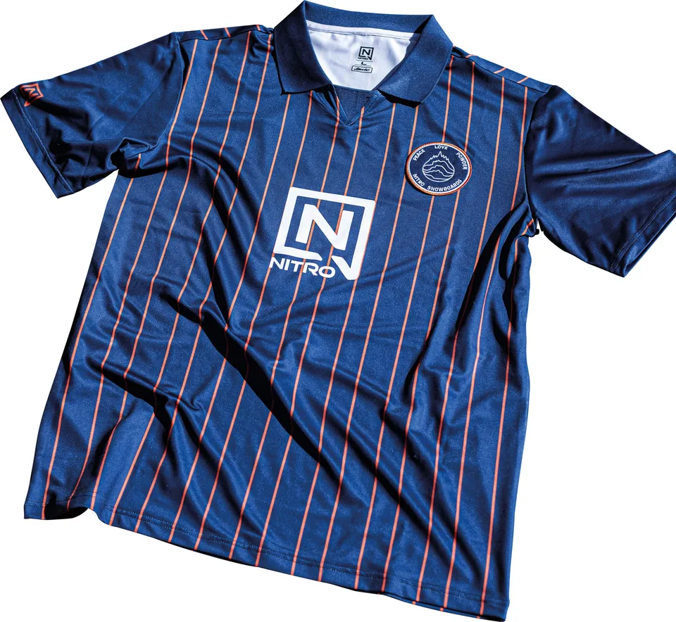 nitro-snowboards-team-trikot-herren-fu-ball-jersey image 1