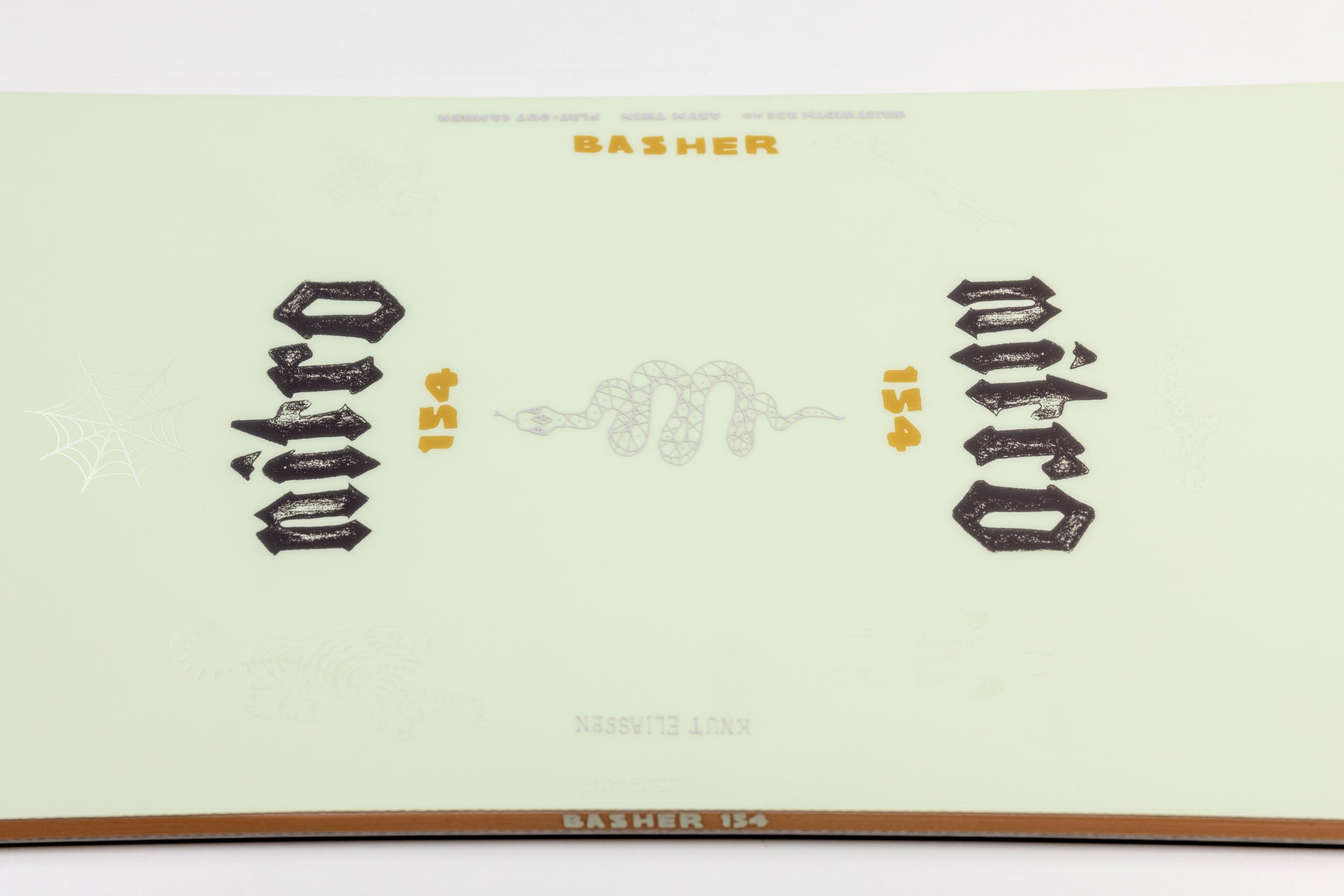 nitro-snowboards-basher-unisex-all-mountain-freestyle-snowboard image 3