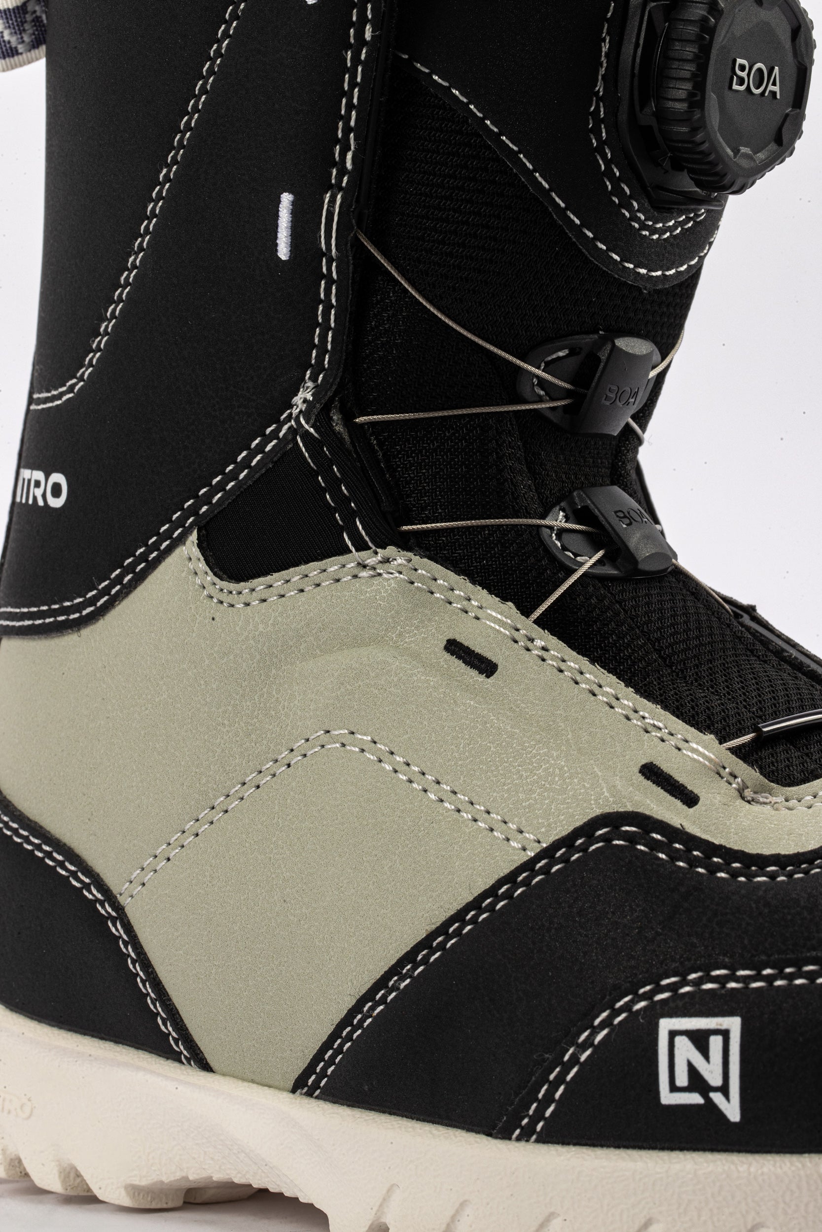 nitro-snowboards-droid-boa-youth-snowboard-boots image 7