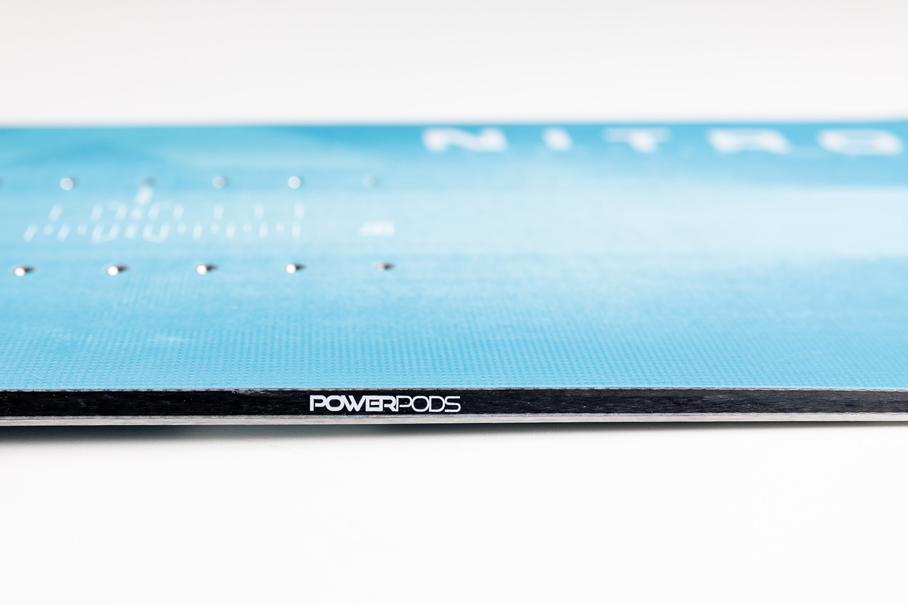 nitro-snowboards-volta-splitboard-damen-backcountry-tour image 6