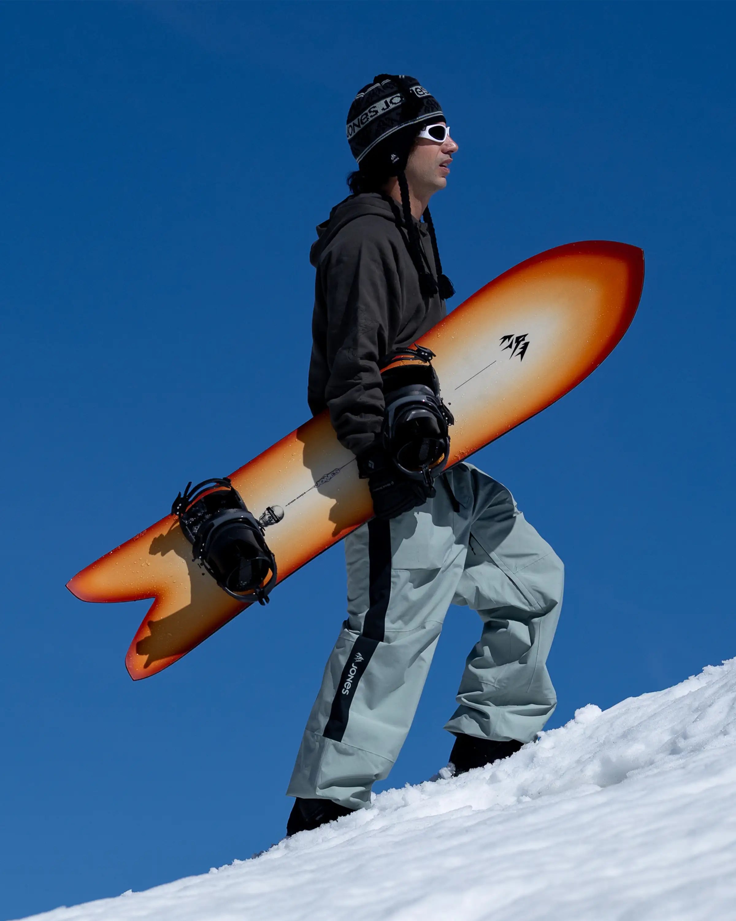 jones-snowboards-storm-chaser-snowboard-unisex-powder-fish image 2