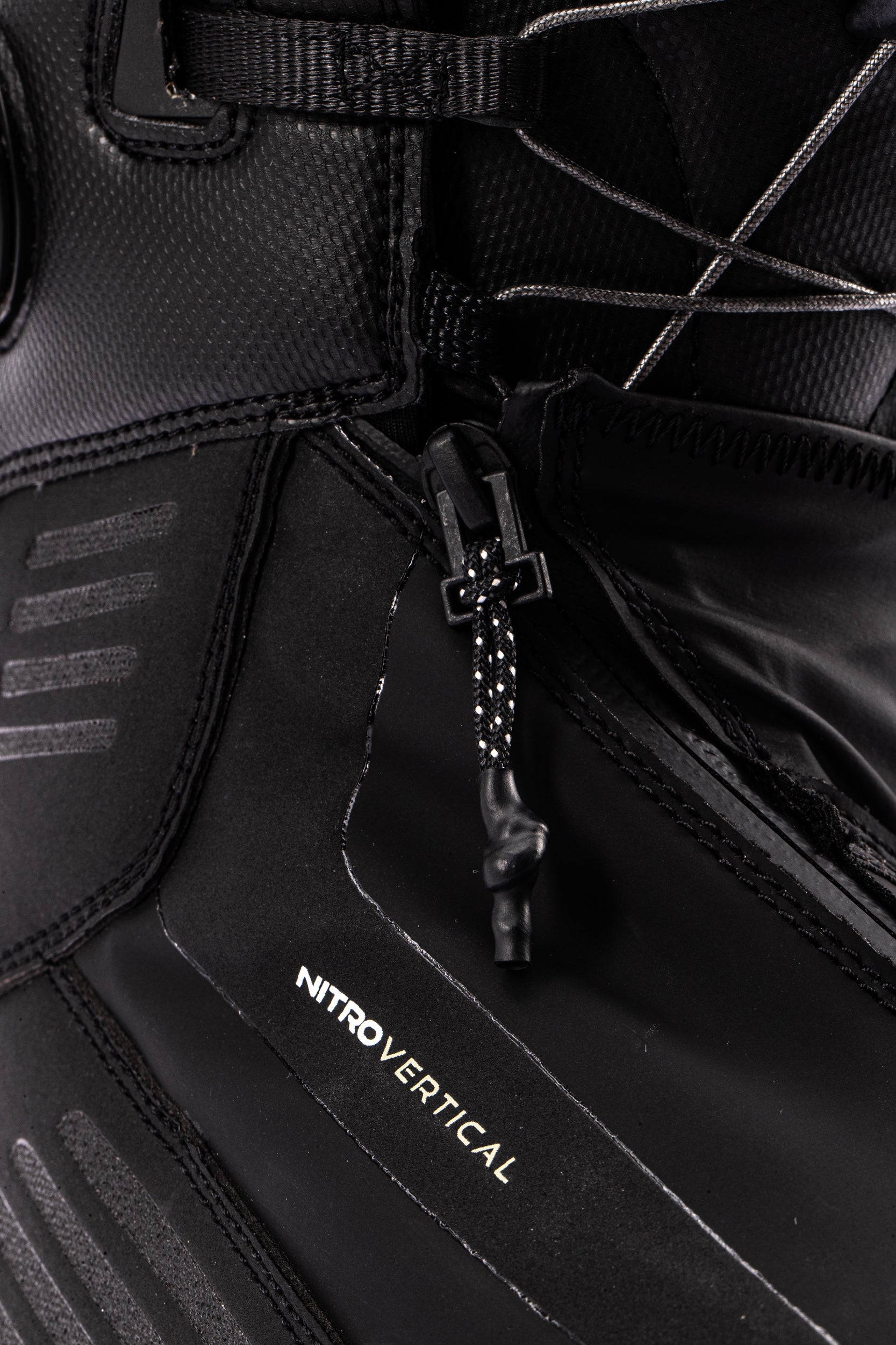 nitro-snowboards-vertical-tls-splitboard-boots image 5