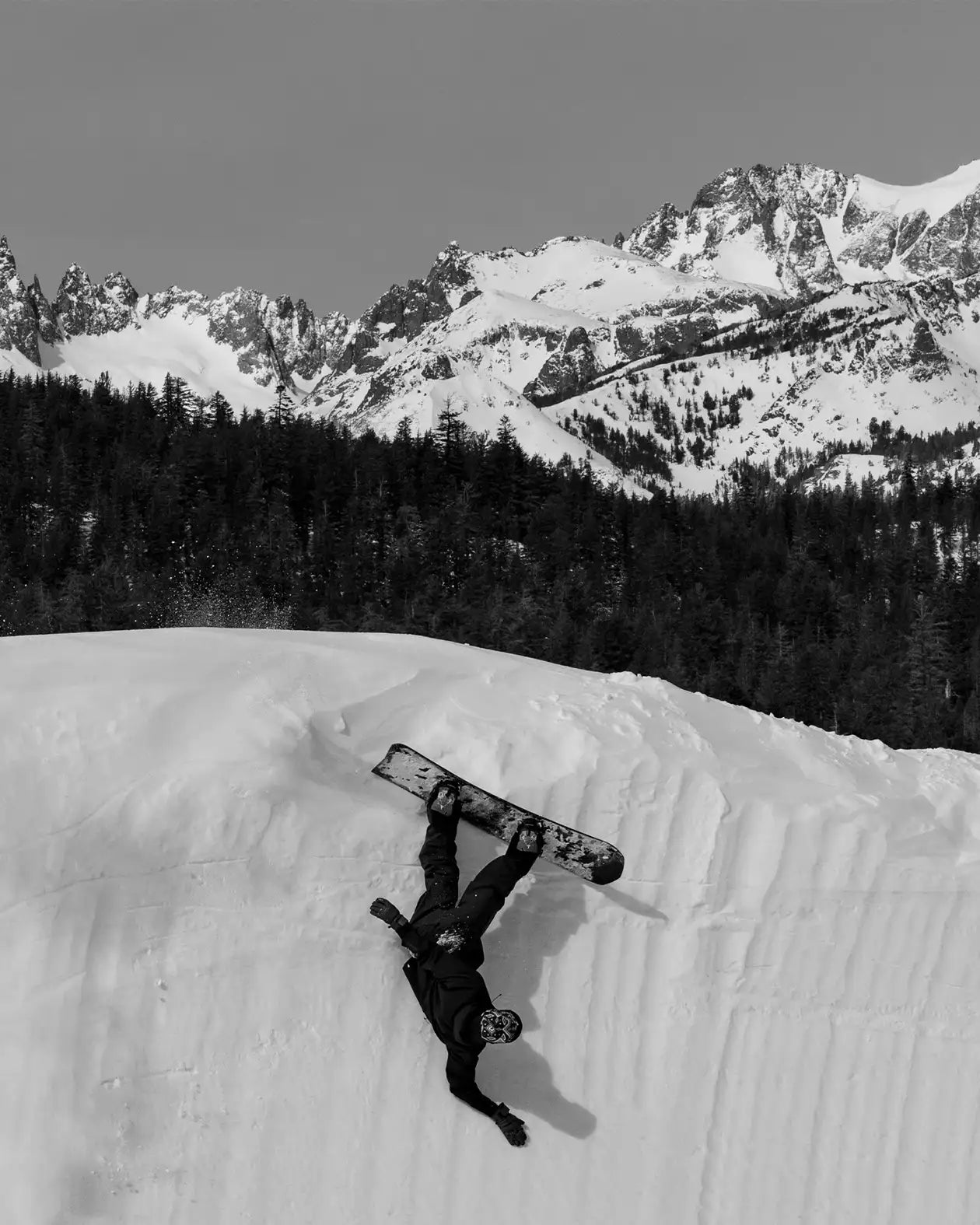 jones-snowboards-freecarver-9000s-snowboard-2025 image 4