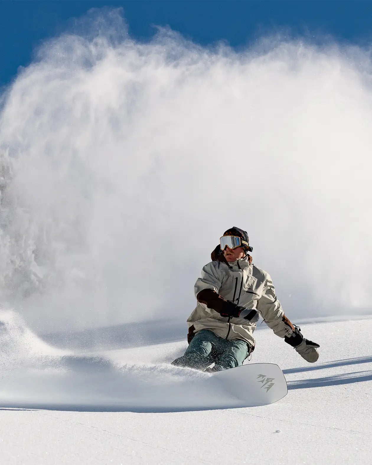 jones-snowboards-hovercraft-2-0-snowboard-unisex-powder image 3