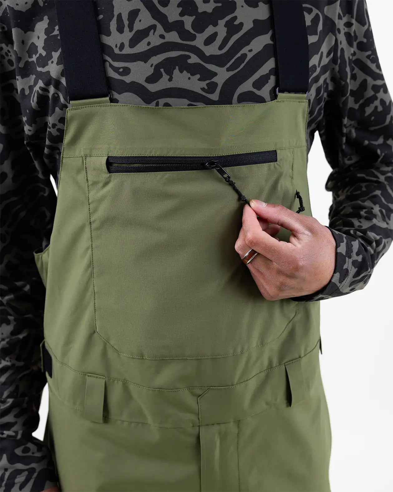 jones-snowboards-mtn-surf-recycled-bibs-2026-herren-latzhose image 8